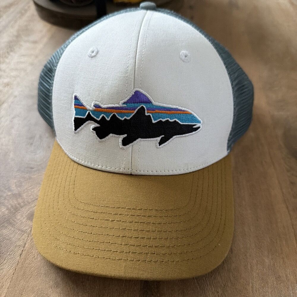 Patagonia Snap Back Brown White Fishing Trucker Outdoors Hiking Mens Hat Cap